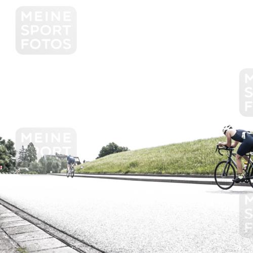 21.06.2026 - 29. Vierlanden-Triathlon H.Heesch http://msf.ph/oto/9899893 21.06.2026 11:44:38 Radfahren 705, 802 meine-sportfotos.de
