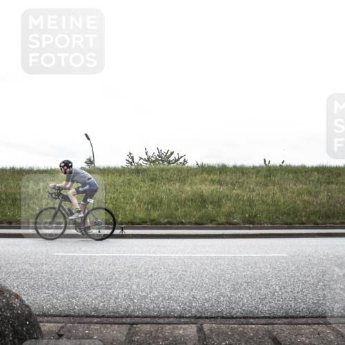 21.06.2026 - 29. Vierlanden-Triathlon H.Heesch http://msf.ph/oto/9899910 21.06.2026 11:54:03 Radfahren  meine-sportfotos.de
