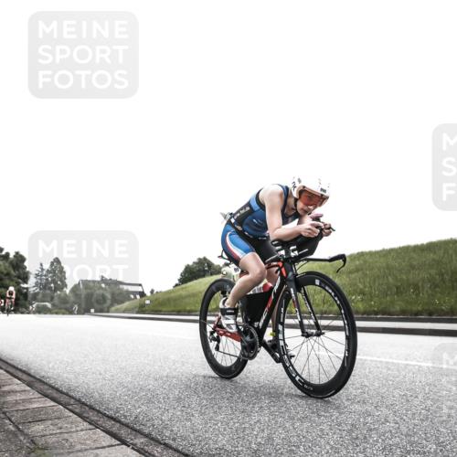 21.06.2026 - 29. Vierlanden-Triathlon H.Heesch http://msf.ph/oto/9899921 21.06.2026 12:34:21 Radfahren 990, 991, 997, 1010 meine-sportfotos.de