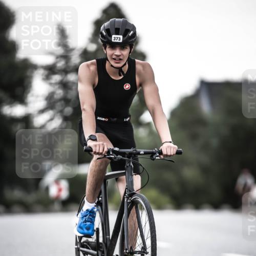21.06.2026 - 29. Vierlanden-Triathlon H.Heesch http://msf.ph/oto/9899932 21.06.2026 10:08:14 Radfahren 38, 345, 373 meine-sportfotos.de