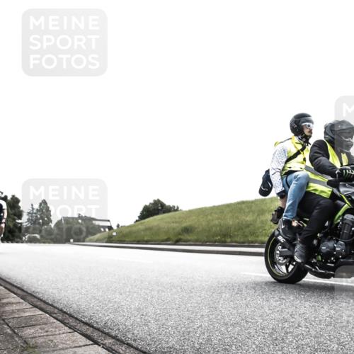 21.06.2026 - 29. Vierlanden-Triathlon H.Heesch http://msf.ph/oto/9899946 21.06.2026 12:35:17 Radfahren 796 meine-sportfotos.de
