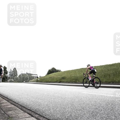 21.06.2026 - 29. Vierlanden-Triathlon H.Heesch http://msf.ph/oto/9899949 21.06.2026 12:35:17 Radfahren 796 meine-sportfotos.de
