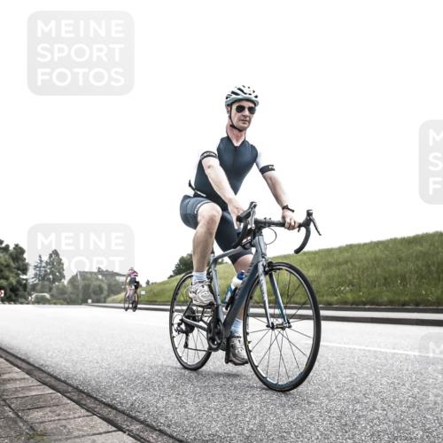 21.06.2026 - 29. Vierlanden-Triathlon H.Heesch http://msf.ph/oto/9899955 21.06.2026 12:35:18 Radfahren 796 meine-sportfotos.de
