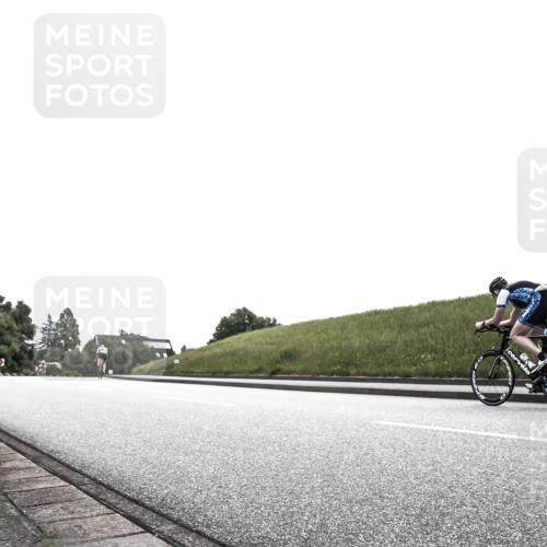 21.06.2026 - 29. Vierlanden-Triathlon H.Heesch http://msf.ph/oto/9899972 21.06.2026 12:36:05 Radfahren 854 meine-sportfotos.de