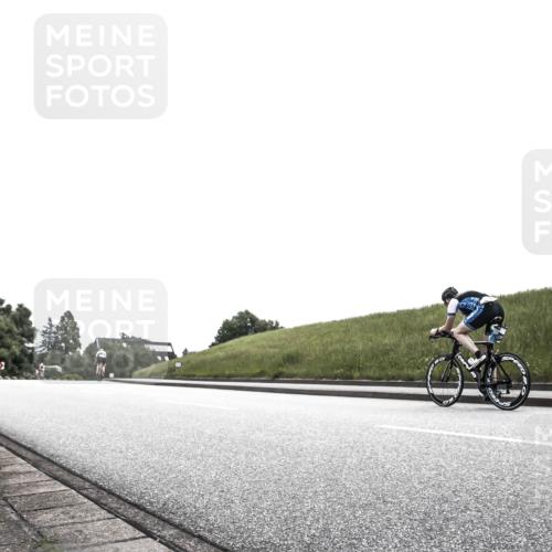 21.06.2026 - 29. Vierlanden-Triathlon H.Heesch http://msf.ph/oto/9899975 21.06.2026 12:36:05 Radfahren 854 meine-sportfotos.de