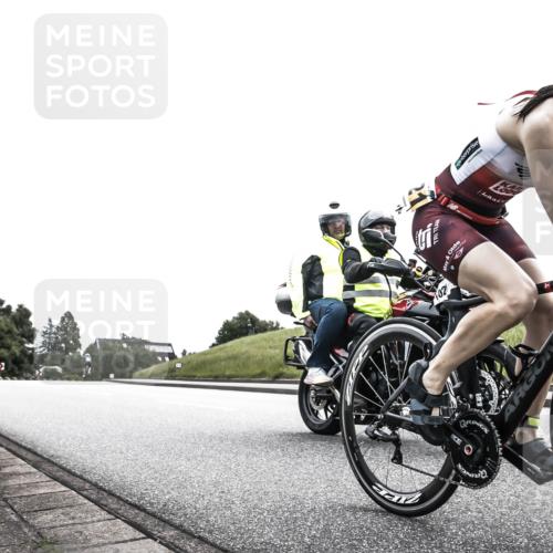 21.06.2026 - 29. Vierlanden-Triathlon H.Heesch http://msf.ph/oto/9899985 21.06.2026 12:36:19 Radfahren 1020, 1021 meine-sportfotos.de