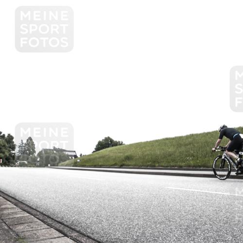 21.06.2026 - 29. Vierlanden-Triathlon H.Heesch http://msf.ph/oto/9899996 21.06.2026 12:36:20 Radfahren 1021 meine-sportfotos.de
