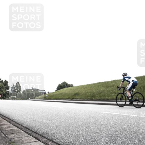 21.06.2026 - 29. Vierlanden-Triathlon H.Heesch http://msf.ph/oto/9900002 21.06.2026 12:36:42 Radfahren 754, 987 meine-sportfotos.de