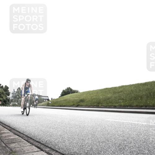 21.06.2026 - 29. Vierlanden-Triathlon H.Heesch http://msf.ph/oto/9900005 21.06.2026 12:36:44 Radfahren 754, 766, 987 meine-sportfotos.de