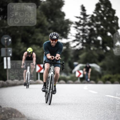 21.06.2026 - 29. Vierlanden-Triathlon H.Heesch http://msf.ph/oto/9900010 21.06.2026 10:08:30 Radfahren 67, 173, 358 meine-sportfotos.de