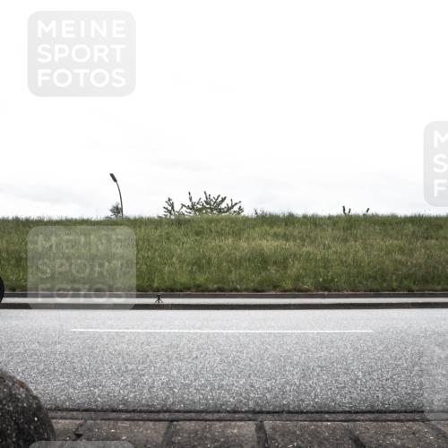 21.06.2026 - 29. Vierlanden-Triathlon H.Heesch http://msf.ph/oto/9900012 21.06.2026 11:56:30 Radfahren 644, 704, 785, 887 meine-sportfotos.de