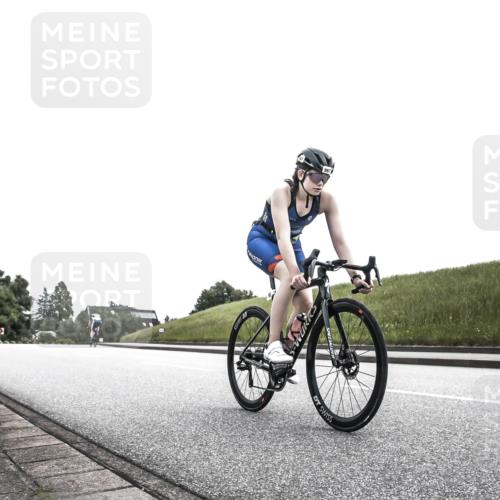 21.06.2026 - 29. Vierlanden-Triathlon H.Heesch http://msf.ph/oto/9900014 21.06.2026 12:36:44 Radfahren 754, 766, 987 meine-sportfotos.de