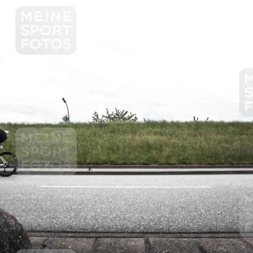 21.06.2026 - 29. Vierlanden-Triathlon H.Heesch http://msf.ph/oto/9900015 21.06.2026 11:56:31 Radfahren 644, 704, 776, 785, 887 meine-sportfotos.de