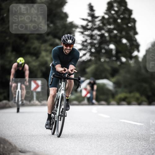 21.06.2026 - 29. Vierlanden-Triathlon H.Heesch http://msf.ph/oto/9900022 21.06.2026 10:08:30 Radfahren 67, 173, 358 meine-sportfotos.de