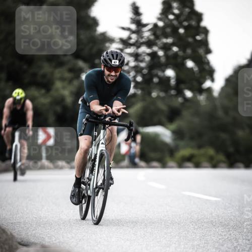 21.06.2026 - 29. Vierlanden-Triathlon H.Heesch http://msf.ph/oto/9900027 21.06.2026 10:08:30 Radfahren 67, 173, 358 meine-sportfotos.de