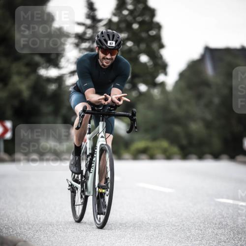 21.06.2026 - 29. Vierlanden-Triathlon H.Heesch http://msf.ph/oto/9900038 21.06.2026 10:08:31 Radfahren 67, 173, 358 meine-sportfotos.de