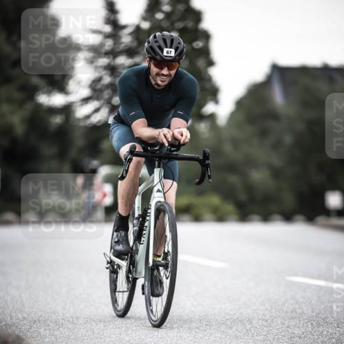21.06.2026 - 29. Vierlanden-Triathlon H.Heesch http://msf.ph/oto/9900044 21.06.2026 10:08:31 Radfahren 67, 173, 358 meine-sportfotos.de