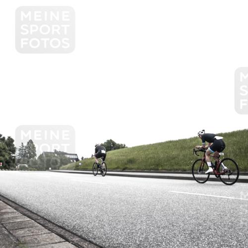 21.06.2026 - 29. Vierlanden-Triathlon H.Heesch http://msf.ph/oto/9900063 21.06.2026 12:40:08 Radfahren  meine-sportfotos.de