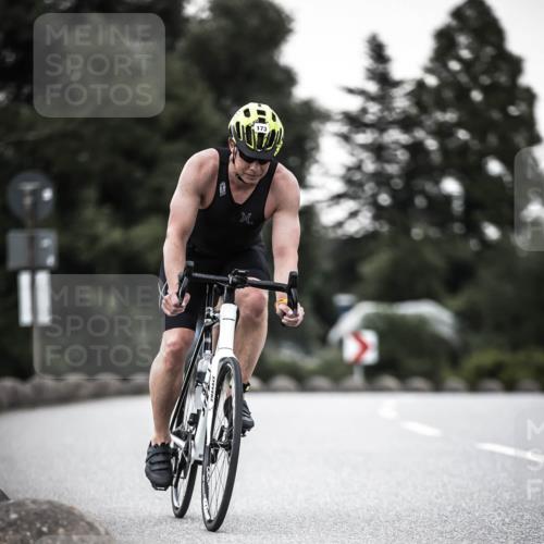 21.06.2026 - 29. Vierlanden-Triathlon H.Heesch http://msf.ph/oto/9900067 21.06.2026 10:08:32 Radfahren 67, 173, 358 meine-sportfotos.de