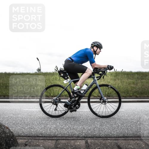 21.06.2026 - 29. Vierlanden-Triathlon H.Heesch http://msf.ph/oto/9900068 21.06.2026 11:57:51 Radfahren 759, 804 meine-sportfotos.de