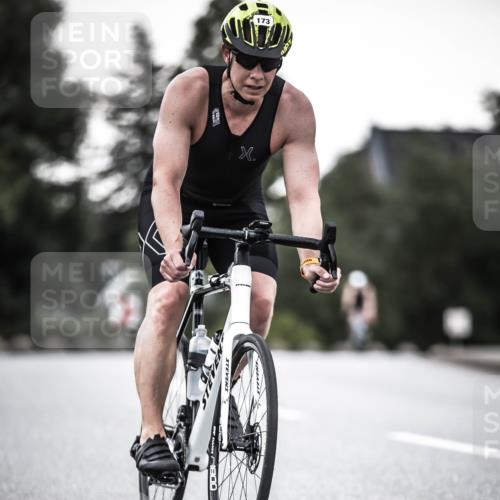 21.06.2026 - 29. Vierlanden-Triathlon H.Heesch http://msf.ph/oto/9900085 21.06.2026 10:08:33 Radfahren 67, 82, 173, 358 meine-sportfotos.de
