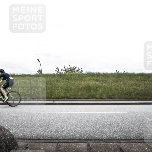21.06.2026 - 29. Vierlanden-Triathlon H.Heesch http://msf.ph/oto/9900098 21.06.2026 11:58:52 Radfahren 224, 257, 809, 902 meine-sportfotos.de
