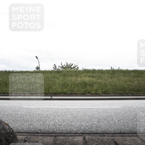 21.06.2026 - 29. Vierlanden-Triathlon H.Heesch http://msf.ph/oto/9900151 21.06.2026 12:00:18 Radfahren 753, 788, 872 meine-sportfotos.de