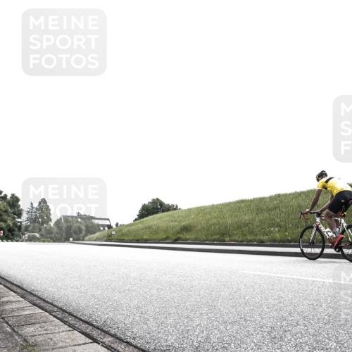 21.06.2026 - 29. Vierlanden-Triathlon H.Heesch http://msf.ph/oto/9900153 21.06.2026 12:46:49 Radfahren 816 meine-sportfotos.de