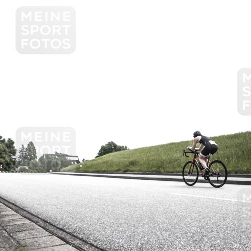 21.06.2026 - 29. Vierlanden-Triathlon H.Heesch http://msf.ph/oto/9900164 21.06.2026 12:47:33 Radfahren  meine-sportfotos.de