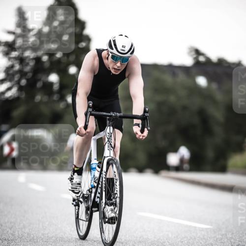 21.06.2026 - 29. Vierlanden-Triathlon H.Heesch http://msf.ph/oto/9900165 21.06.2026 10:08:40 Radfahren 82, 212, 277, 358 meine-sportfotos.de