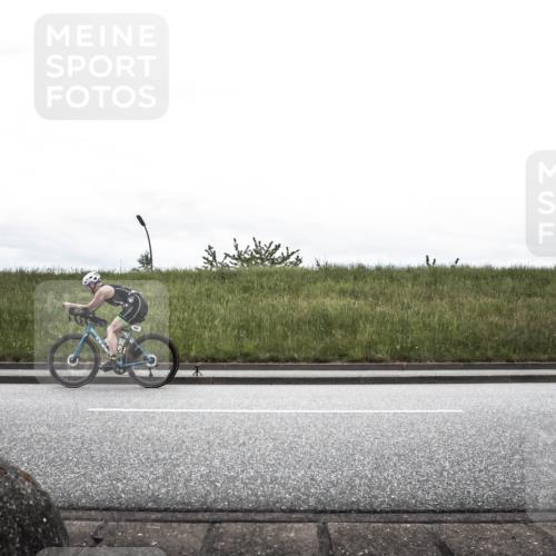 21.06.2026 - 29. Vierlanden-Triathlon H.Heesch http://msf.ph/oto/9900169 21.06.2026 12:00:38 Radfahren 658, 669, 903 meine-sportfotos.de