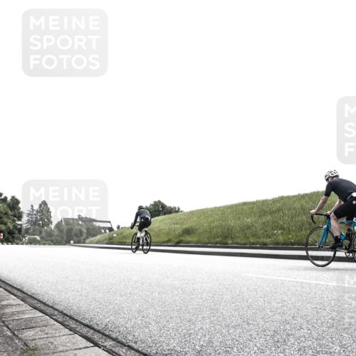 21.06.2026 - 29. Vierlanden-Triathlon H.Heesch http://msf.ph/oto/9900170 21.06.2026 12:48:00 Radfahren 847 meine-sportfotos.de