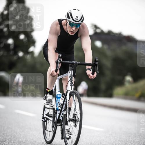21.06.2026 - 29. Vierlanden-Triathlon H.Heesch http://msf.ph/oto/9900171 21.06.2026 10:08:41 Radfahren 82, 212, 277 meine-sportfotos.de