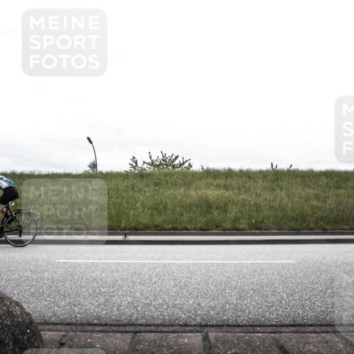 21.06.2026 - 29. Vierlanden-Triathlon H.Heesch http://msf.ph/oto/9900172 21.06.2026 12:00:39 Radfahren 658, 669, 903 meine-sportfotos.de