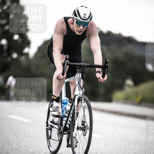 21.06.2026 - 29. Vierlanden-Triathlon H.Heesch http://msf.ph/oto/9900174 21.06.2026 10:08:41 Radfahren 82, 212, 277 meine-sportfotos.de
