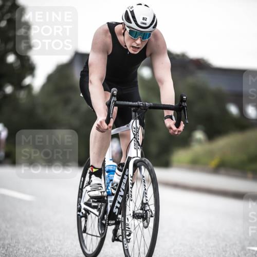 21.06.2026 - 29. Vierlanden-Triathlon H.Heesch http://msf.ph/oto/9900175 21.06.2026 10:08:41 Radfahren 82, 212, 277 meine-sportfotos.de