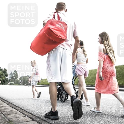 21.06.2026 - 29. Vierlanden-Triathlon H.Heesch http://msf.ph/oto/9900183 21.06.2026 12:48:05 Radfahren 895 meine-sportfotos.de