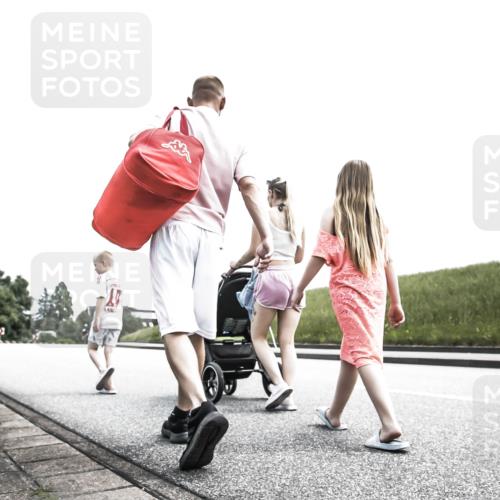 21.06.2026 - 29. Vierlanden-Triathlon H.Heesch http://msf.ph/oto/9900186 21.06.2026 12:48:05 Radfahren 895 meine-sportfotos.de