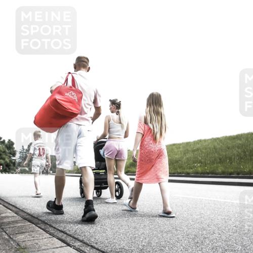 21.06.2026 - 29. Vierlanden-Triathlon H.Heesch http://msf.ph/oto/9900195 21.06.2026 12:48:06 Radfahren 895 meine-sportfotos.de