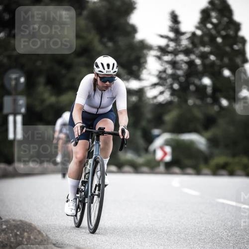 21.06.2026 - 29. Vierlanden-Triathlon H.Heesch http://msf.ph/oto/9900207 21.06.2026 10:08:48 Radfahren 30, 212, 269, 277 meine-sportfotos.de
