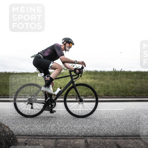 21.06.2026 - 29. Vierlanden-Triathlon H.Heesch http://msf.ph/oto/9900214 21.06.2026 12:02:05 Radfahren 755, 758 meine-sportfotos.de