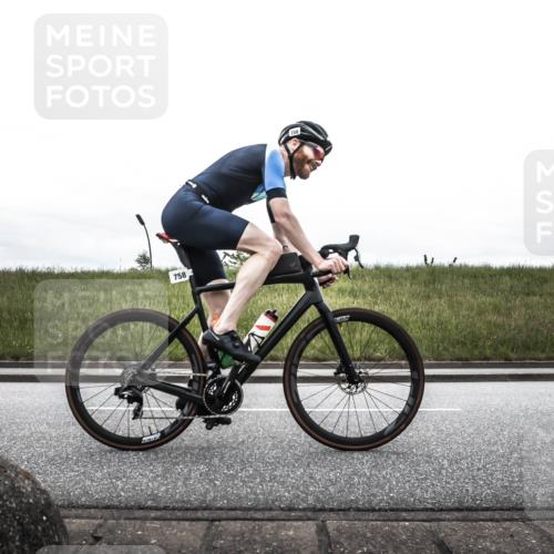 21.06.2026 - 29. Vierlanden-Triathlon H.Heesch http://msf.ph/oto/9900217 21.06.2026 12:02:09 Radfahren 661, 755, 758, 885 meine-sportfotos.de