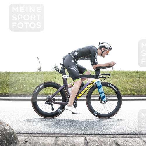 21.06.2026 - 29. Vierlanden-Triathlon H.Heesch http://msf.ph/oto/9900231 21.06.2026 13:04:29 Radfahren 1016, 1035 meine-sportfotos.de