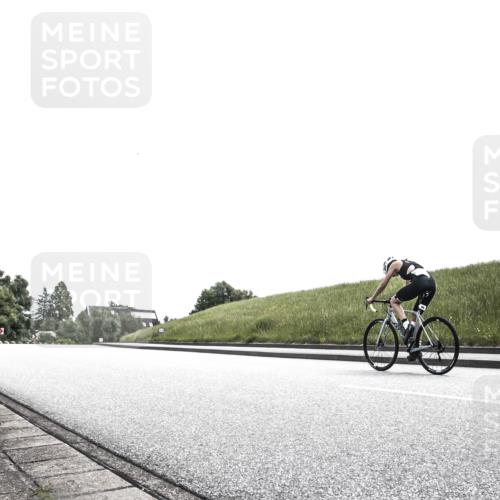 21.06.2026 - 29. Vierlanden-Triathlon H.Heesch http://msf.ph/oto/9900232 21.06.2026 12:50:52 Radfahren  meine-sportfotos.de