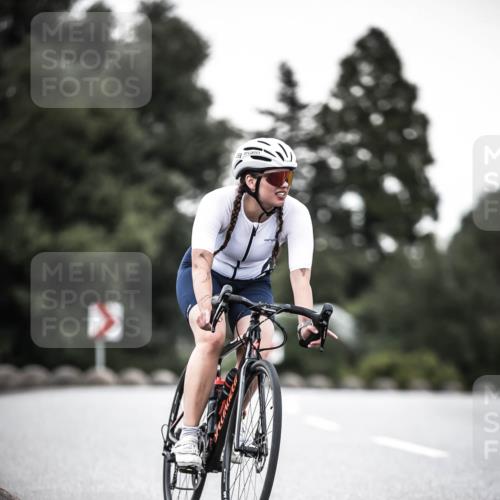 21.06.2026 - 29. Vierlanden-Triathlon H.Heesch http://msf.ph/oto/9900270 21.06.2026 10:08:51 Radfahren 30, 269, 277 meine-sportfotos.de
