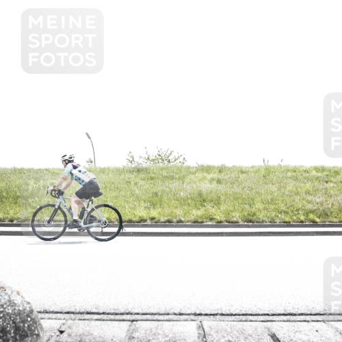 21.06.2026 - 29. Vierlanden-Triathlon H.Heesch http://msf.ph/oto/9900294 21.06.2026 13:09:35 Radfahren  meine-sportfotos.de