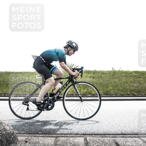 21.06.2026 - 29. Vierlanden-Triathlon H.Heesch http://msf.ph/oto/9900324 21.06.2026 13:16:10 Radfahren 1126, 1131, 1138 meine-sportfotos.de
