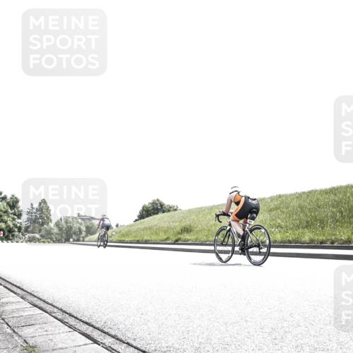 21.06.2026 - 29. Vierlanden-Triathlon H.Heesch http://msf.ph/oto/9900362 21.06.2026 13:00:23 Radfahren  meine-sportfotos.de