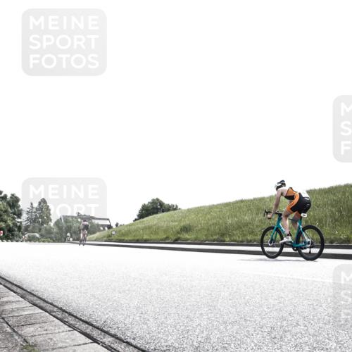 21.06.2026 - 29. Vierlanden-Triathlon H.Heesch http://msf.ph/oto/9900384 21.06.2026 13:01:41 Radfahren 1007, 1020 meine-sportfotos.de