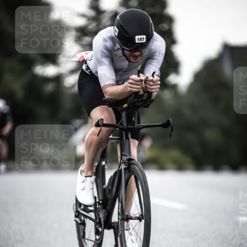 21.06.2026 - 29. Vierlanden-Triathlon H.Heesch http://msf.ph/oto/9900400 21.06.2026 10:09:18 Radfahren 25, 153, 187, 191, 303 meine-sportfotos.de